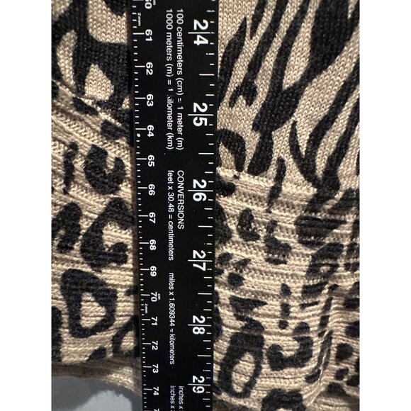 Dana Buchman Women’s L Leopard Print Sweater Y2K Retro Chic Fall Winter Classic - Picture 6 of 9